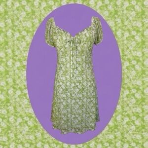 Almost Famous Green & White Floral Bow Detail Short Sleeve Mini Dress Size M